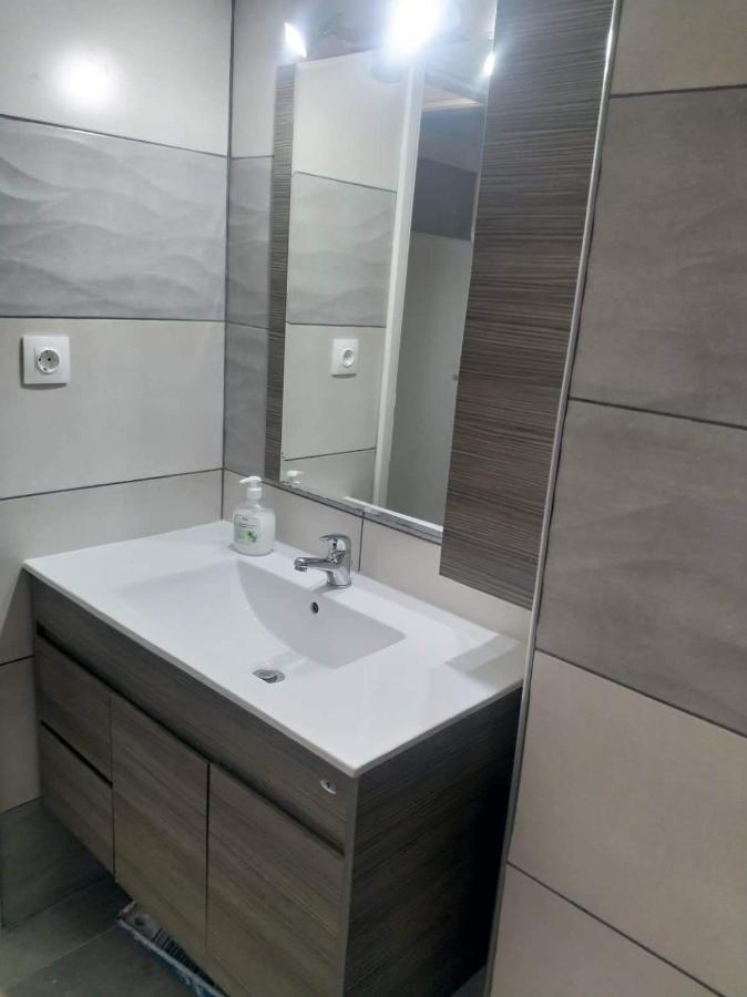 A Convenient Apartment In The Heart Of Афіни Екстер'єр фото