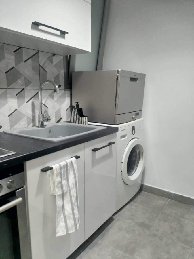 A Convenient Apartment In The Heart Of Афіни Екстер'єр фото
